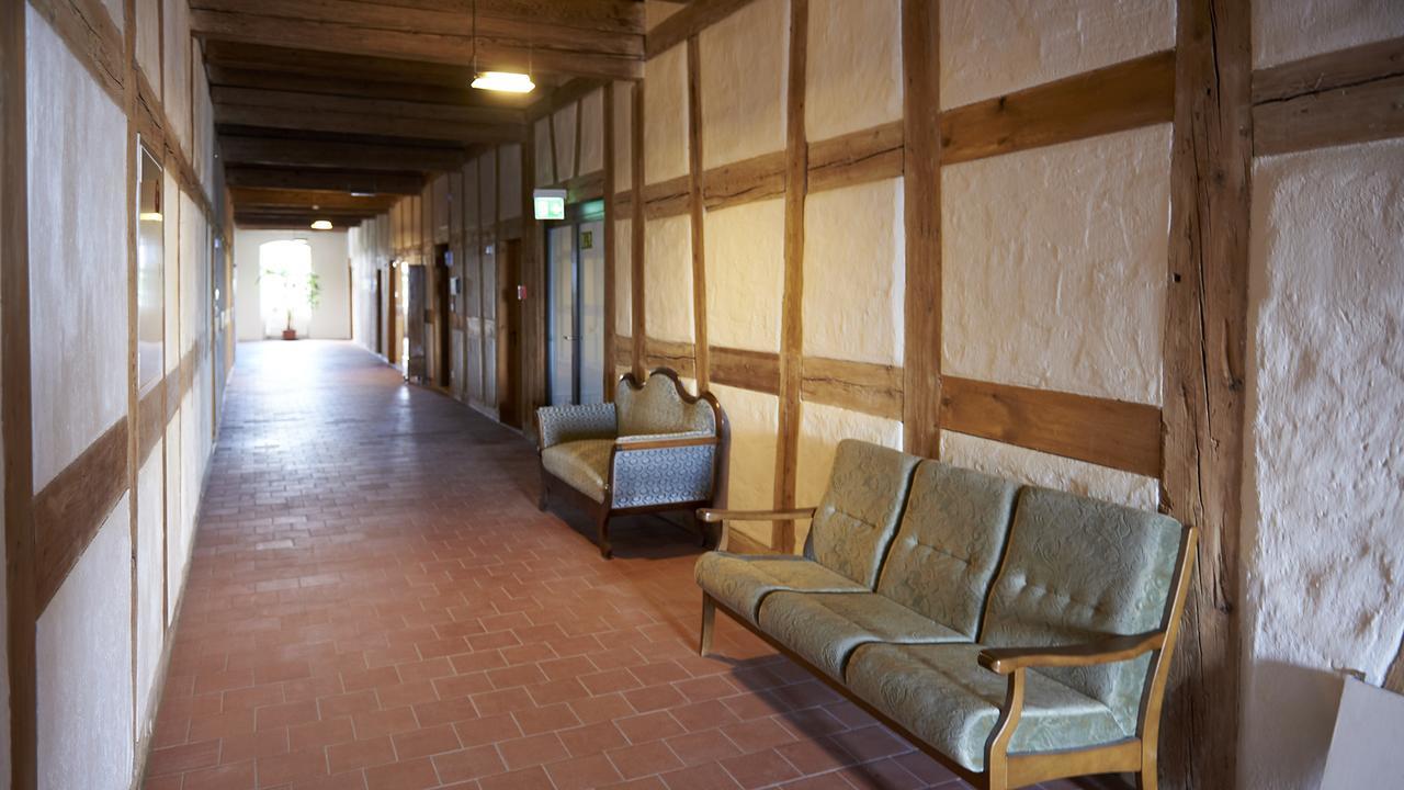 Klosterhotel Kreuz Mariastein Екстериор снимка