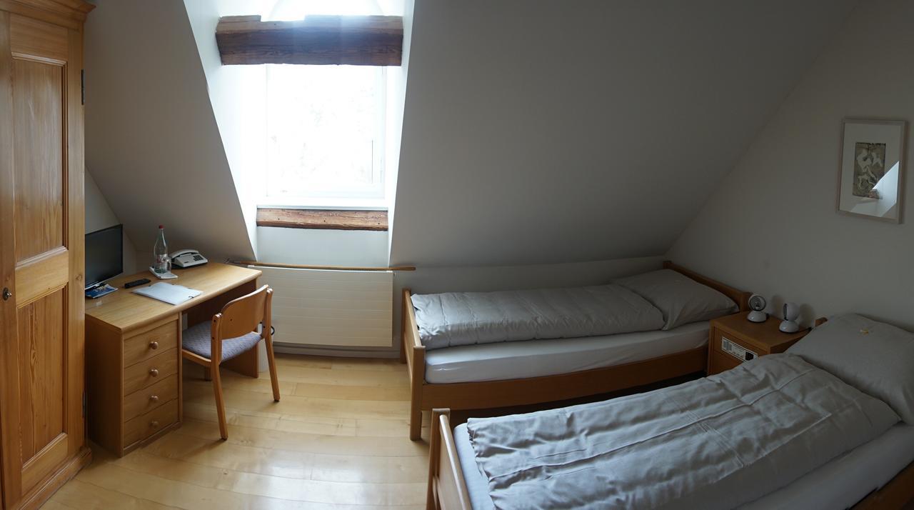 Klosterhotel Kreuz Mariastein Екстериор снимка